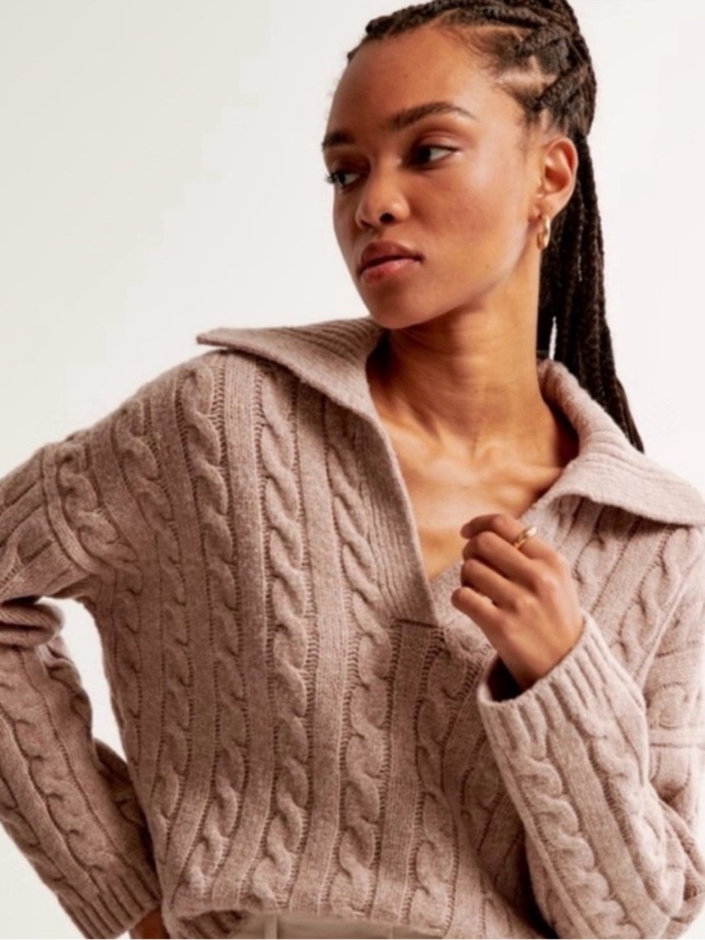 Abercrombie & Fitch Cable-Knit V-Neck Sweater - Taupe